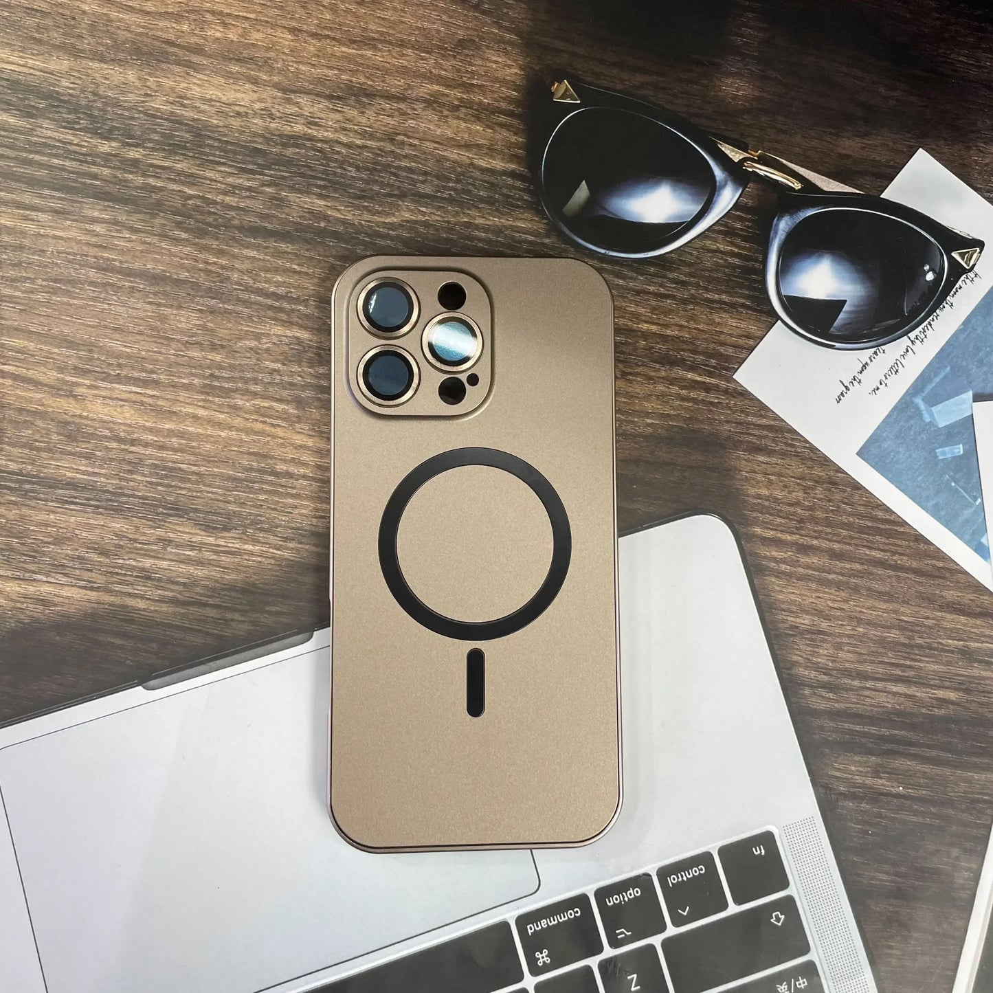 Nexalloy Premium Magnetic Case